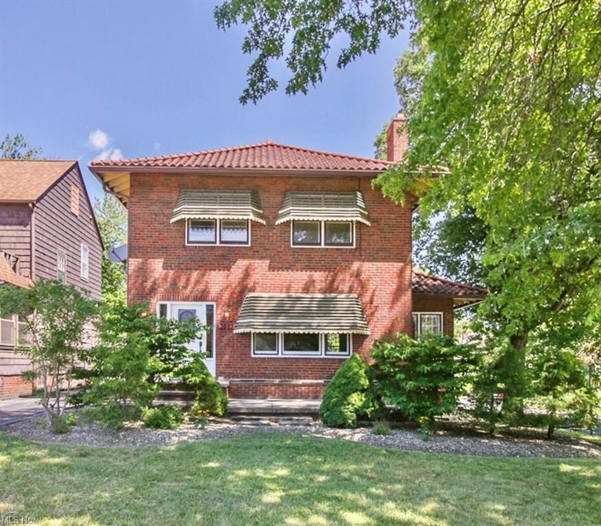 Mayfield Rd, Cleveland, OH 44121