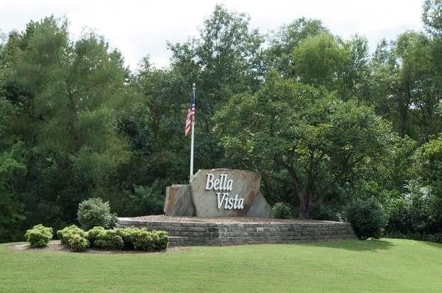Claypole Ln, Bella Vista, AR 72715