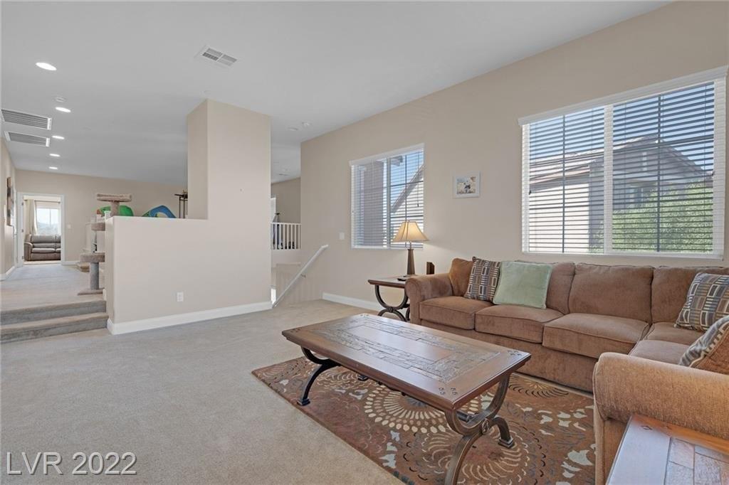 Via De Leoni Ave, Henderson, NV 89052
