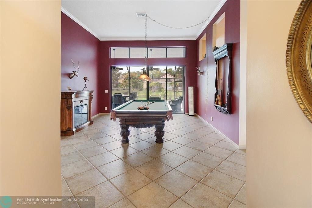 Nw 96th Dr, Coral Springs, FL 33076