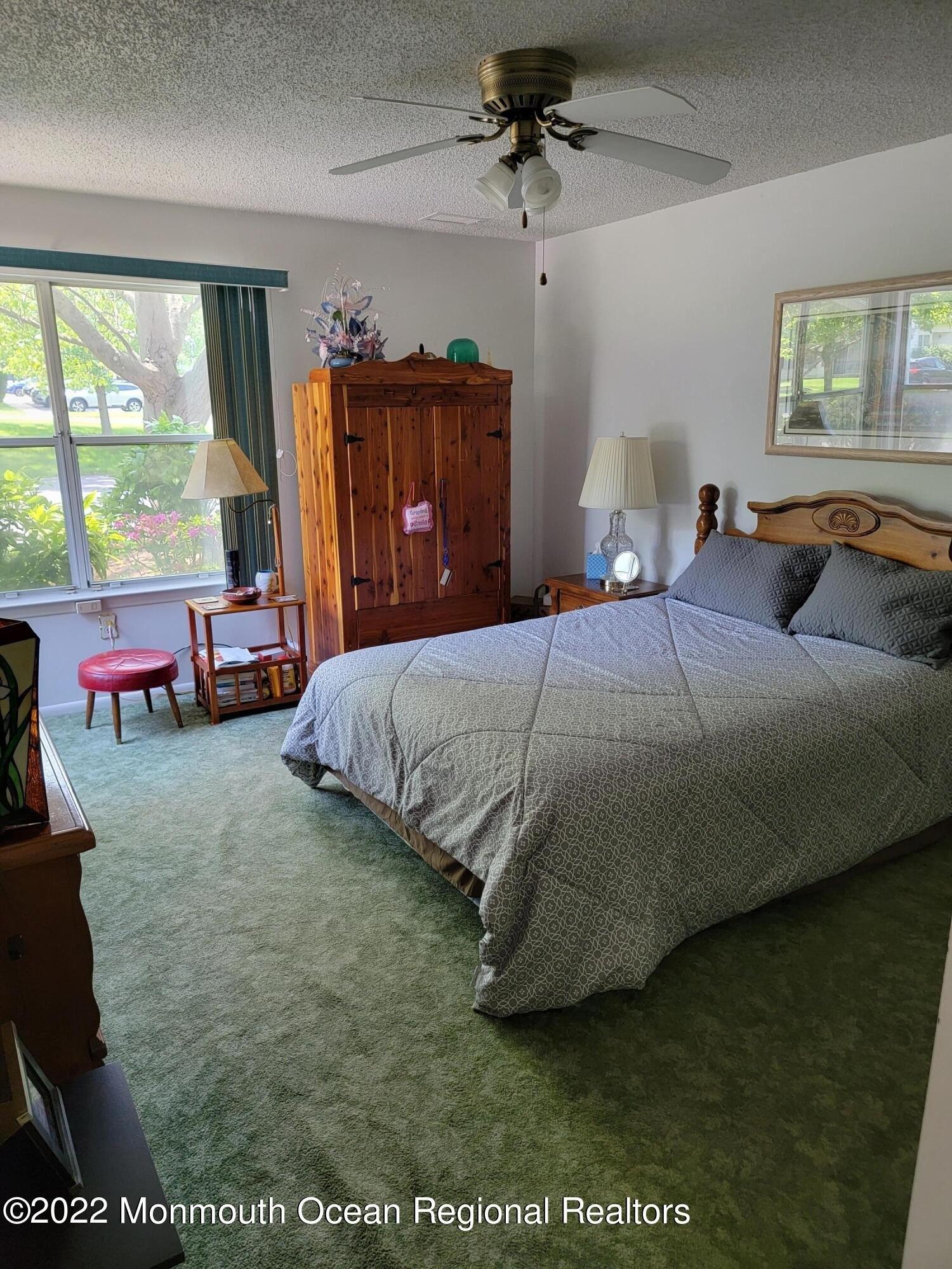 Sunshine Ct, Englishtown, NJ 07726