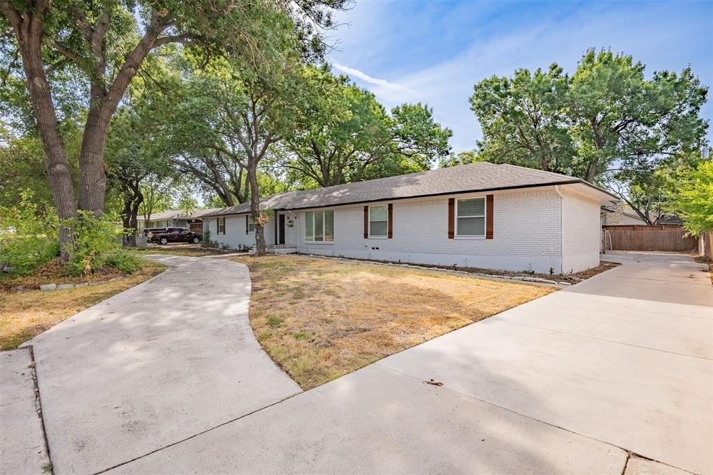 Forest Ln, Dallas, TX 75230