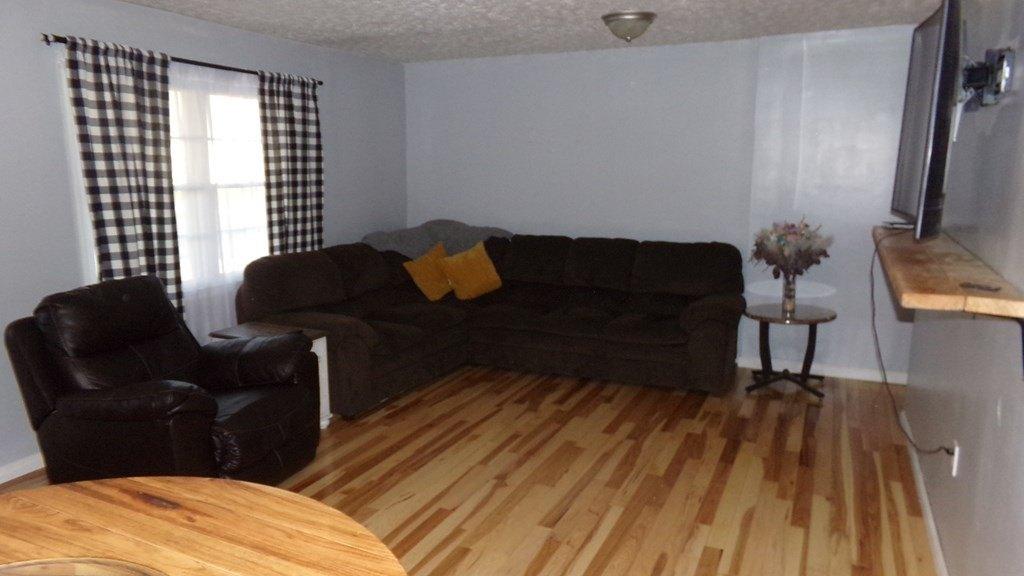 Arlington Ave, Waverly, OH 45690