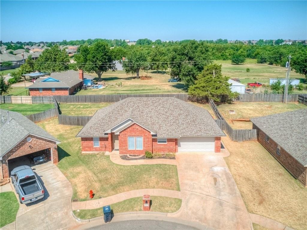 Tori Pl, Yukon, OK 73099