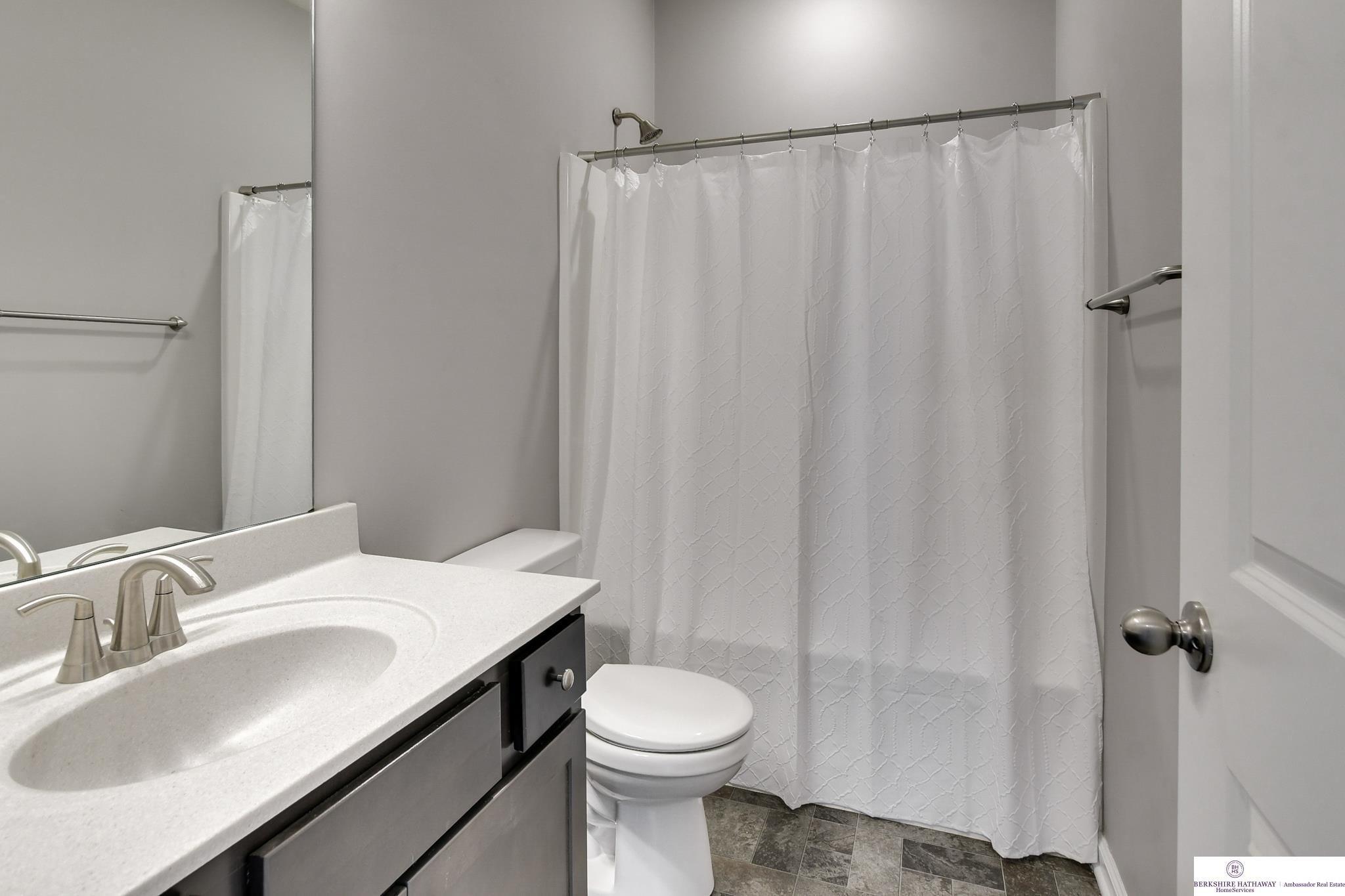 Blaine St, Elkhorn, NE 68022