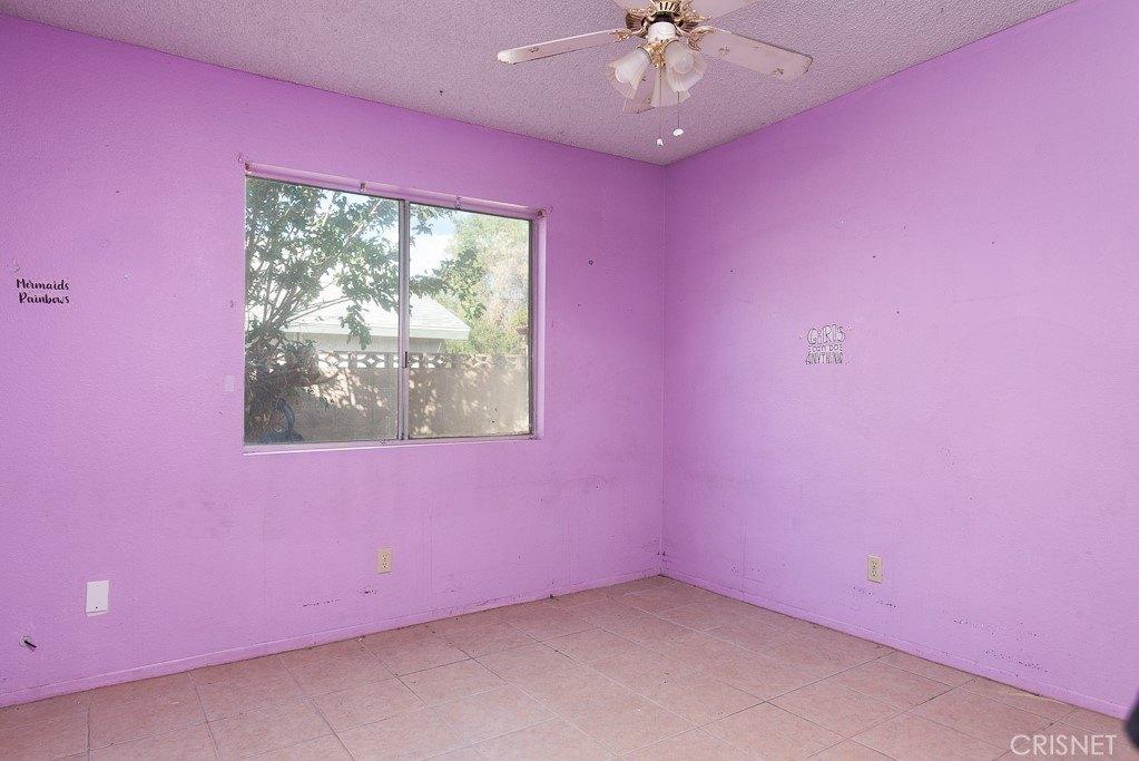 E Norberry St, Lancaster, CA 93535