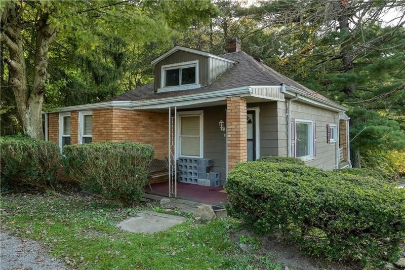 Ross Ave, Beaver Falls, PA 15010