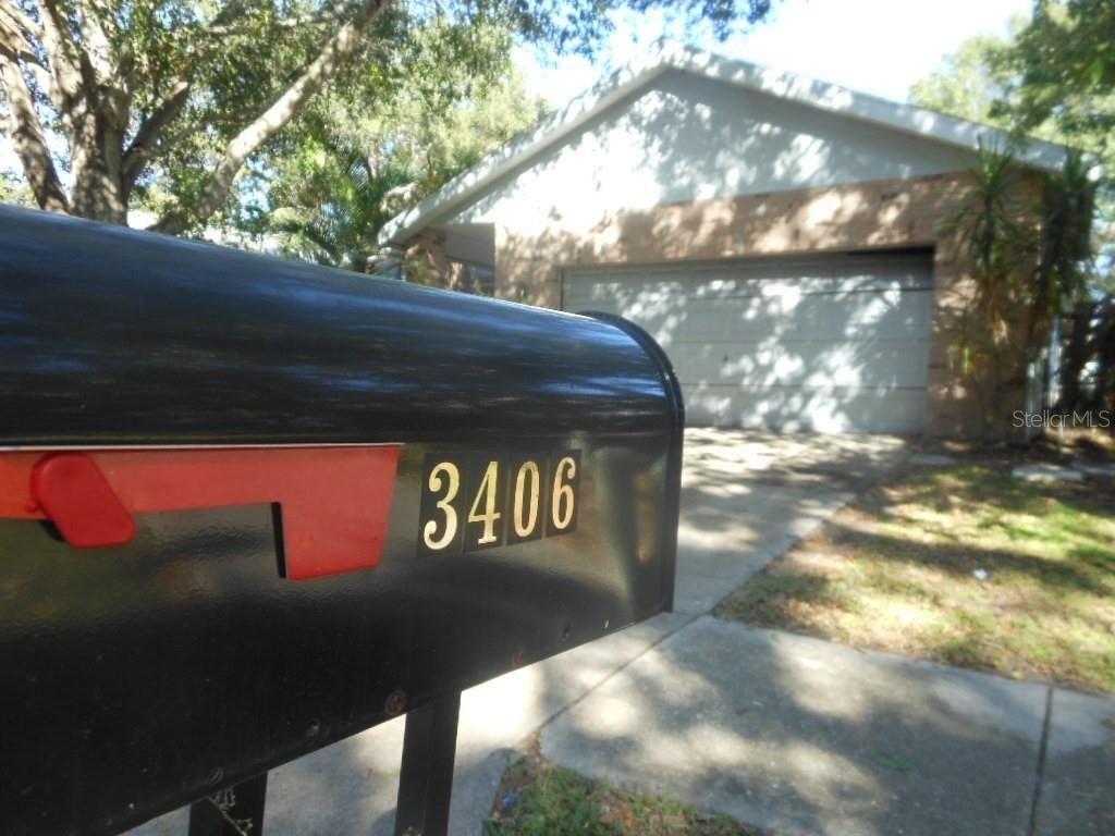 Briarwood Ln, Safety Harbor, FL 34695