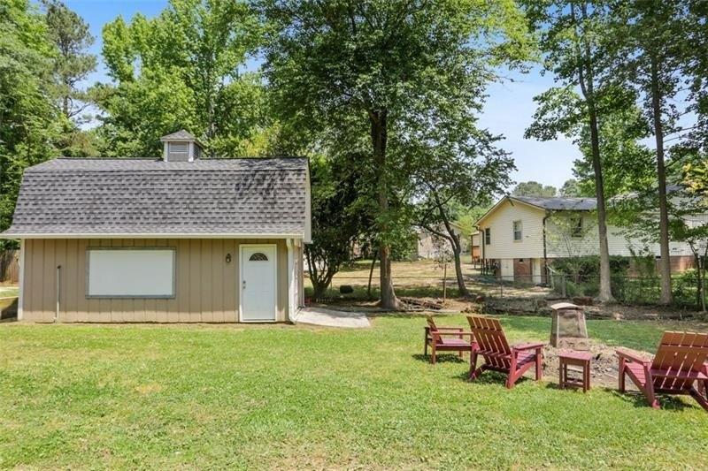 Mountain Breeze Rd Sw, Marietta, GA 30064