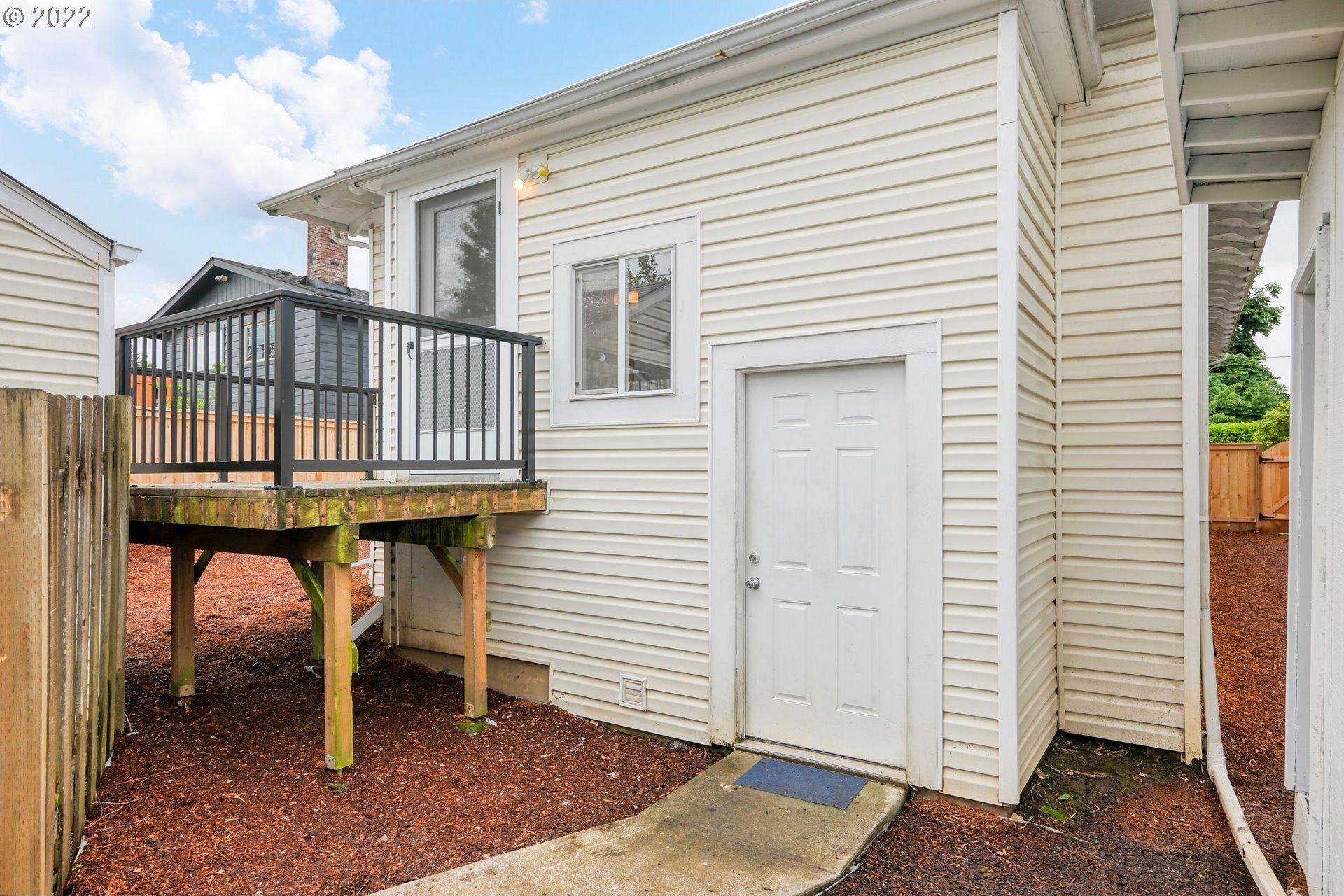 N Depauw St, Portland, OR 97203