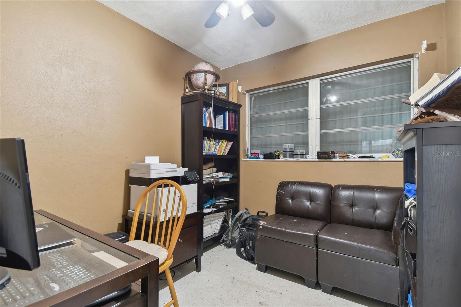 16th St S, Saint Petersburg, FL 33705
