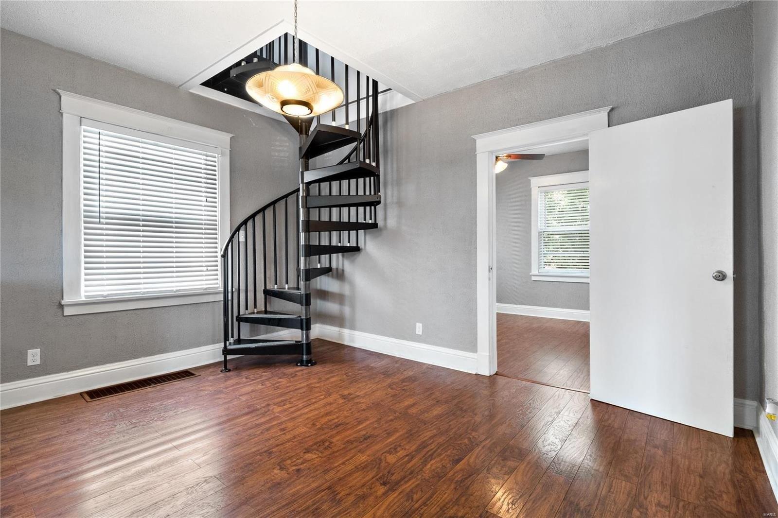 Odell St, Saint Louis, MO 63139