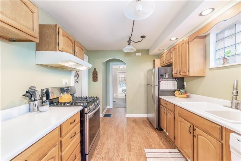 Palm Beach Ave, Pittsburgh, PA 15216