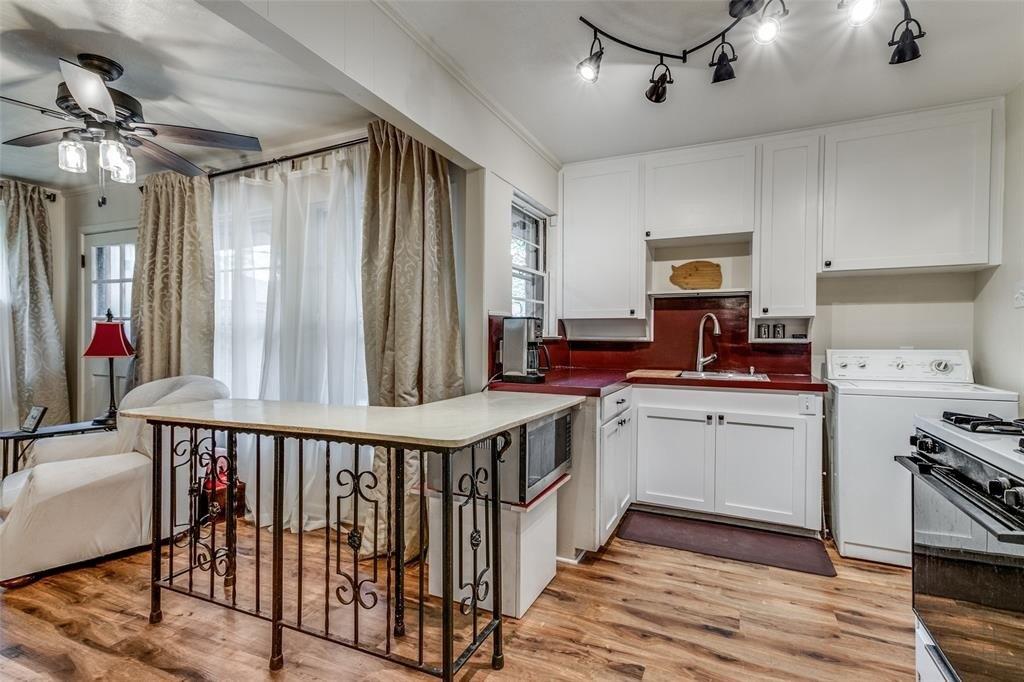 Pinecrest Dr, Dallas, TX 75228