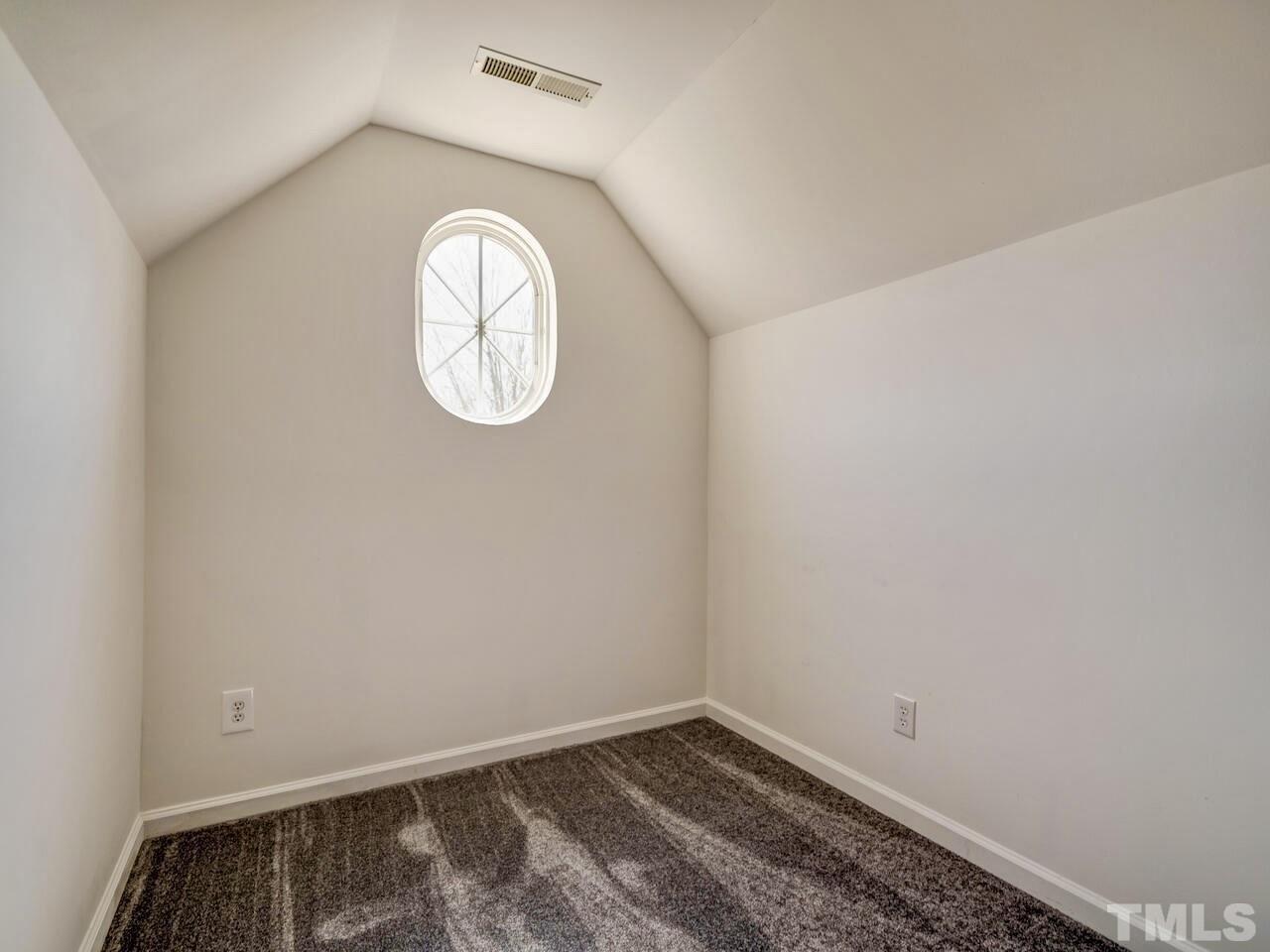 W Elder Ave, Kellogg, ID 83837
