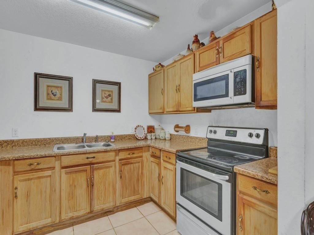 42nd Pl, Vero Beach, FL 32967