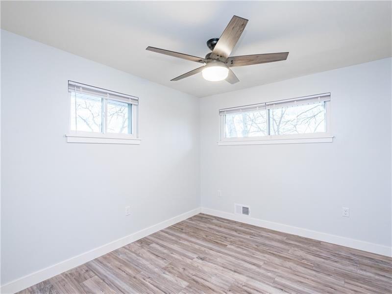 Hazelwood Dr, Monroeville, PA 15146