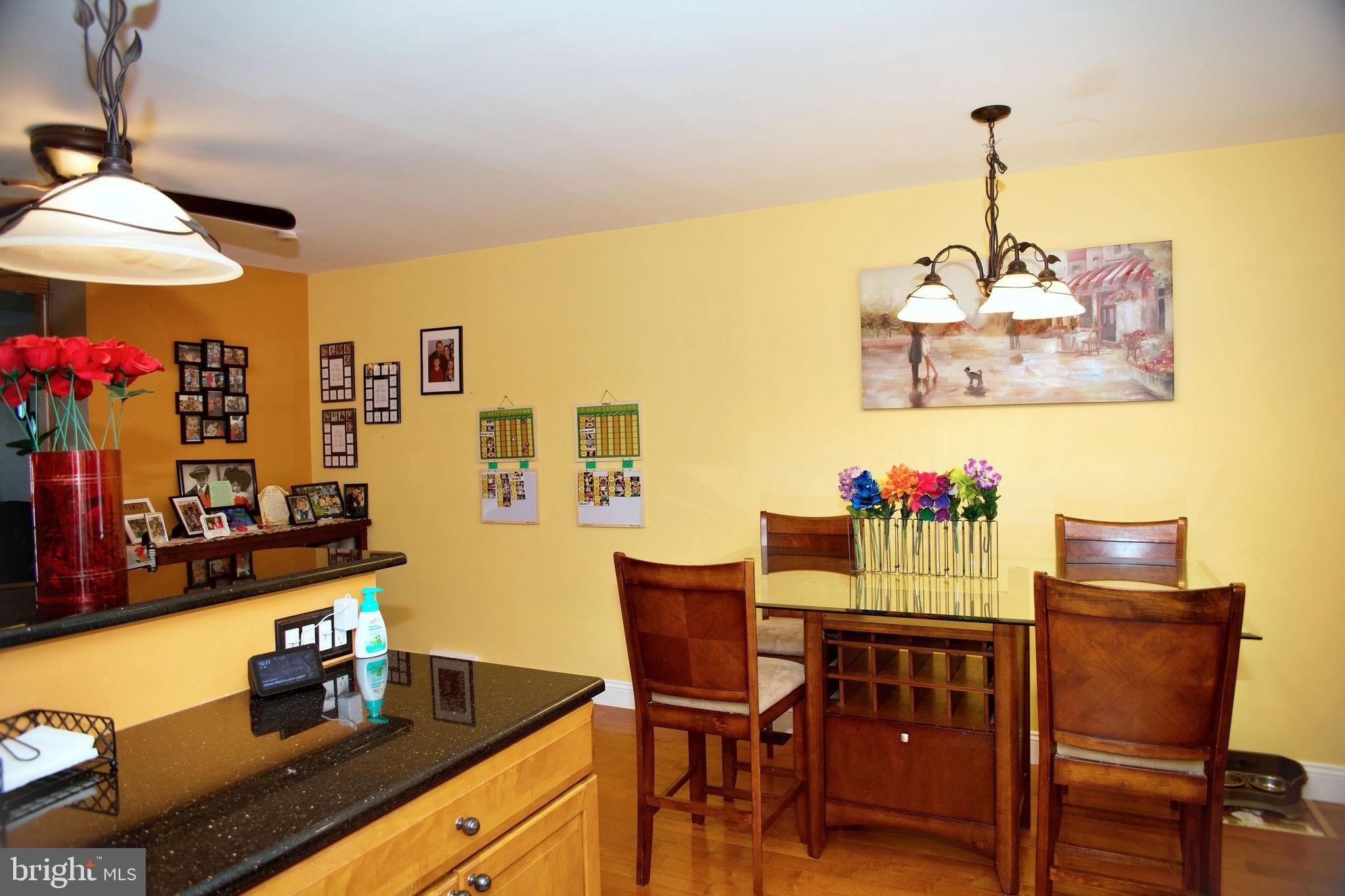 Genesee Dr, Philadelphia, PA 19154