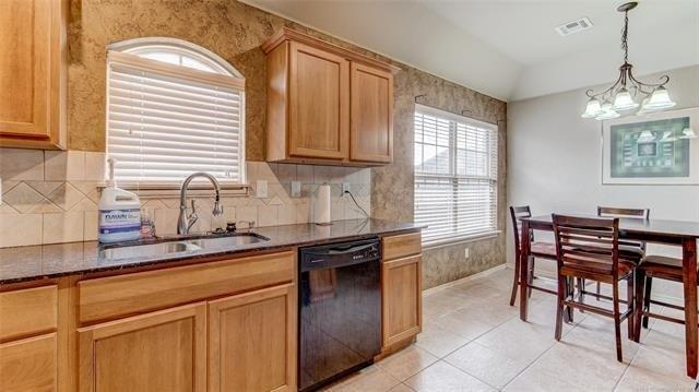 E 110th St N, Owasso, OK 74055