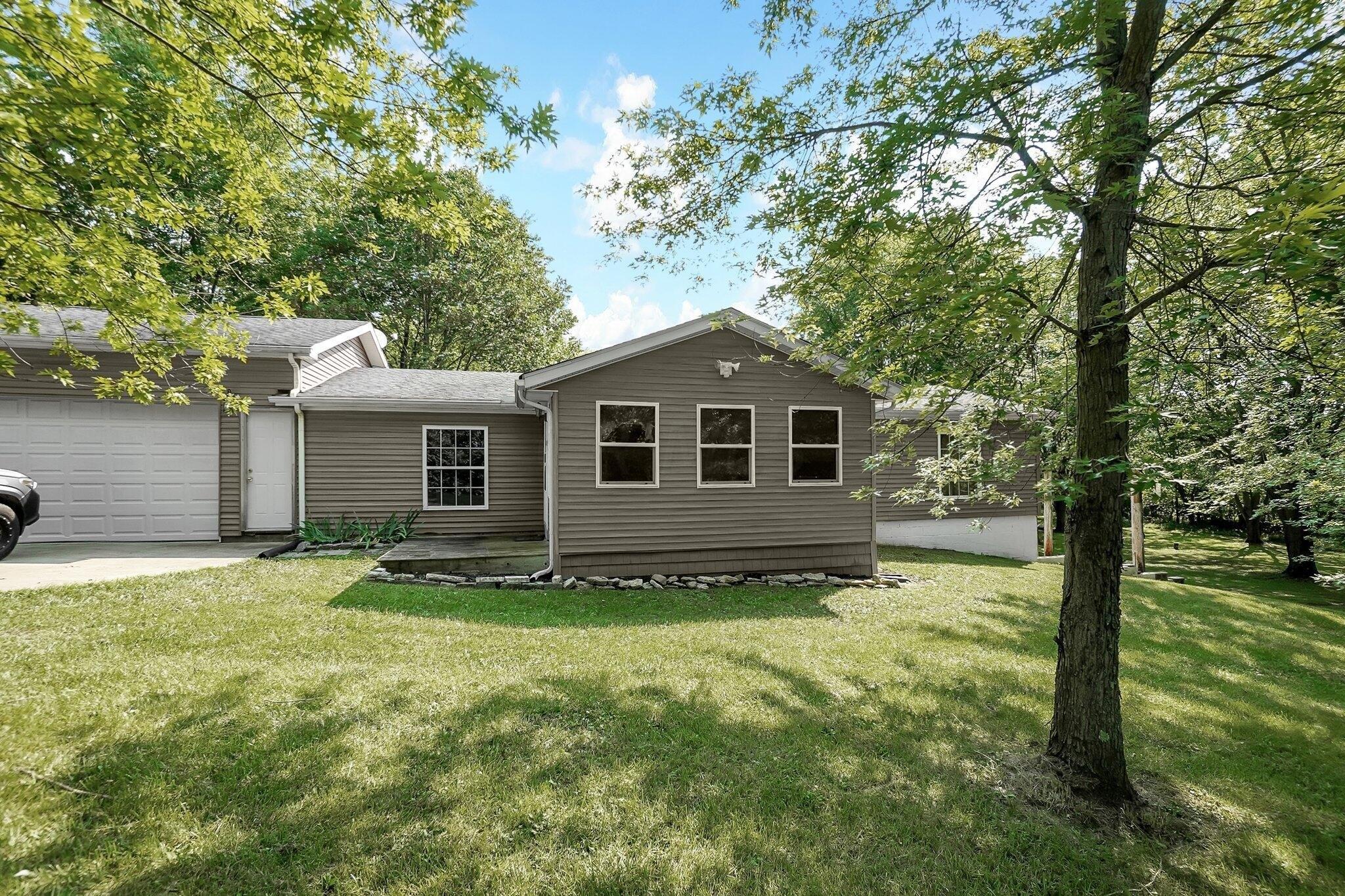 Dozer Rd Sw, Stoutsville, OH 43154