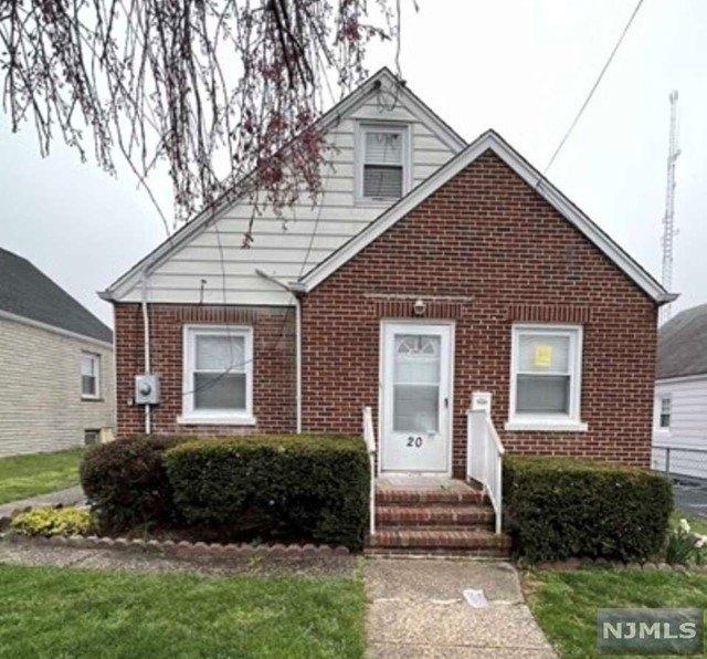 S Elm St, Fords, NJ 08863