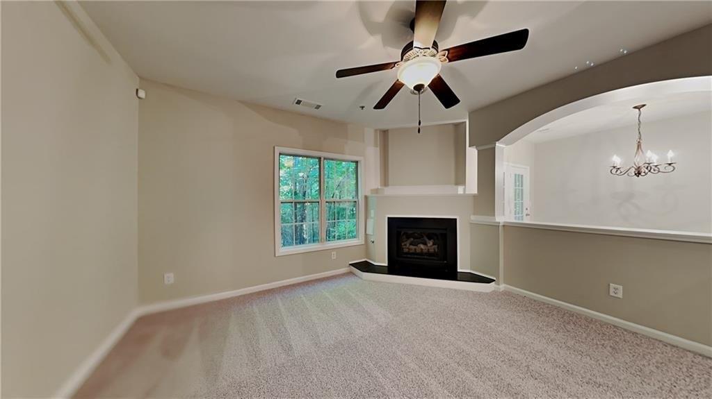 Orchard Park Dr, Stone Mountain, GA 30083