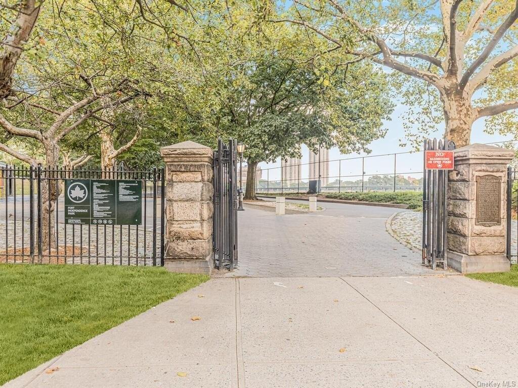 Sedgwick Ave, Bronx, NY 10463