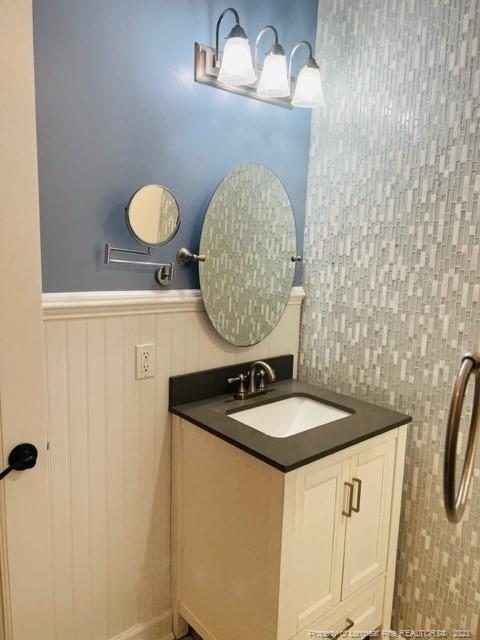 Lakeway Dr, Fayetteville, NC 28306