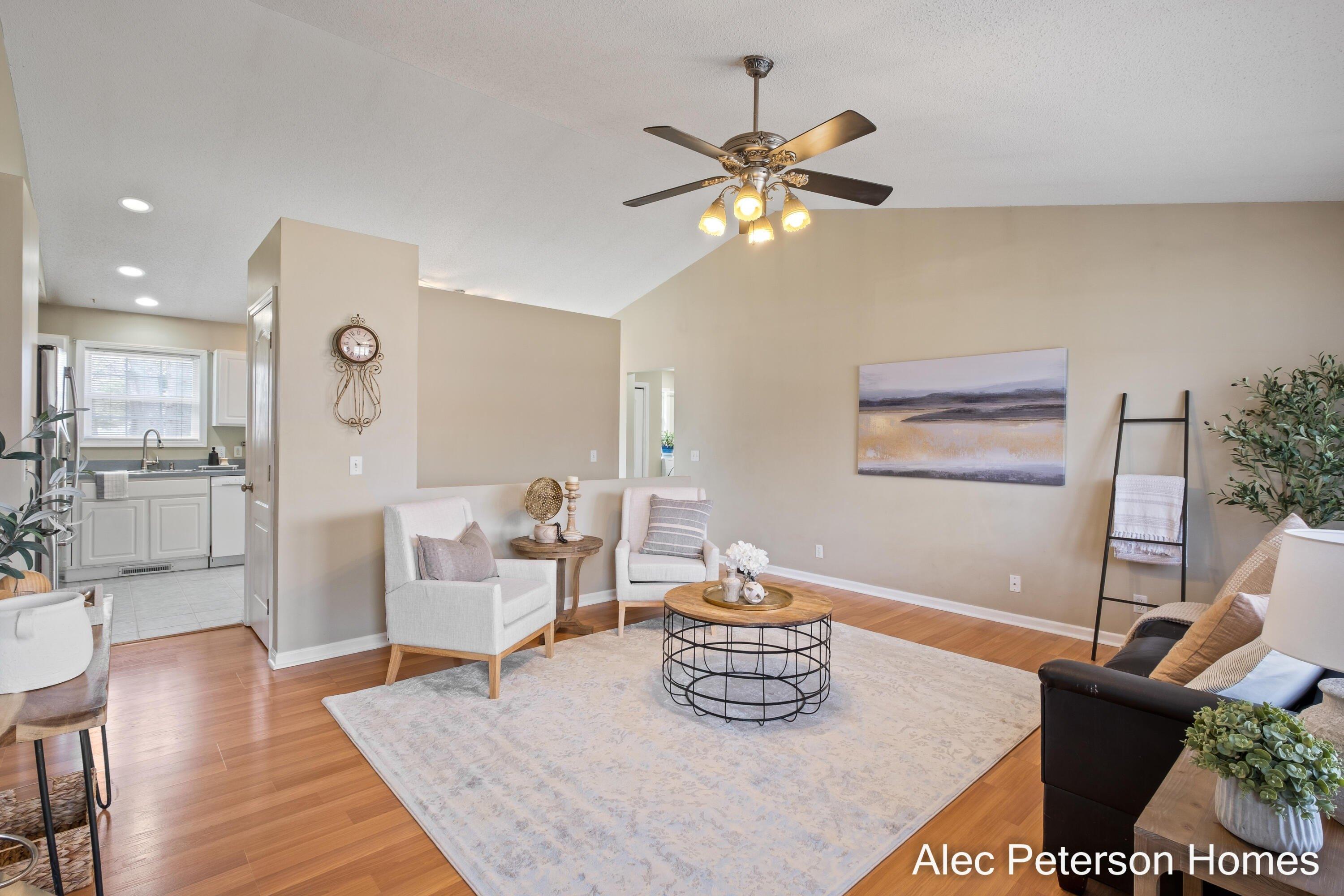 177th St, Grand Haven, MI 49417