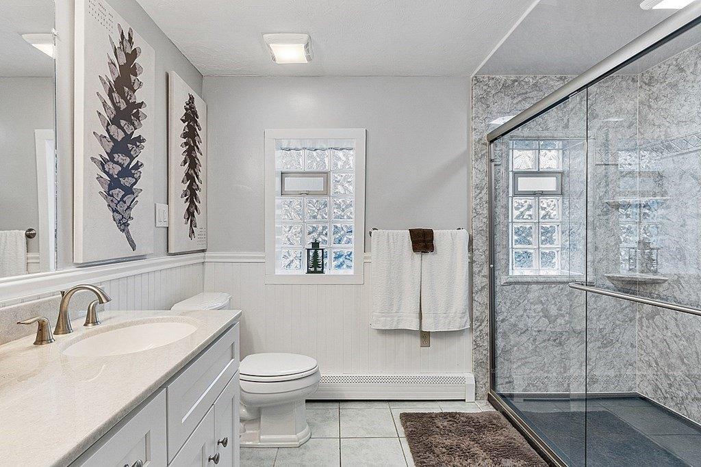 Pleasantview Ter, Framingham, MA 01701