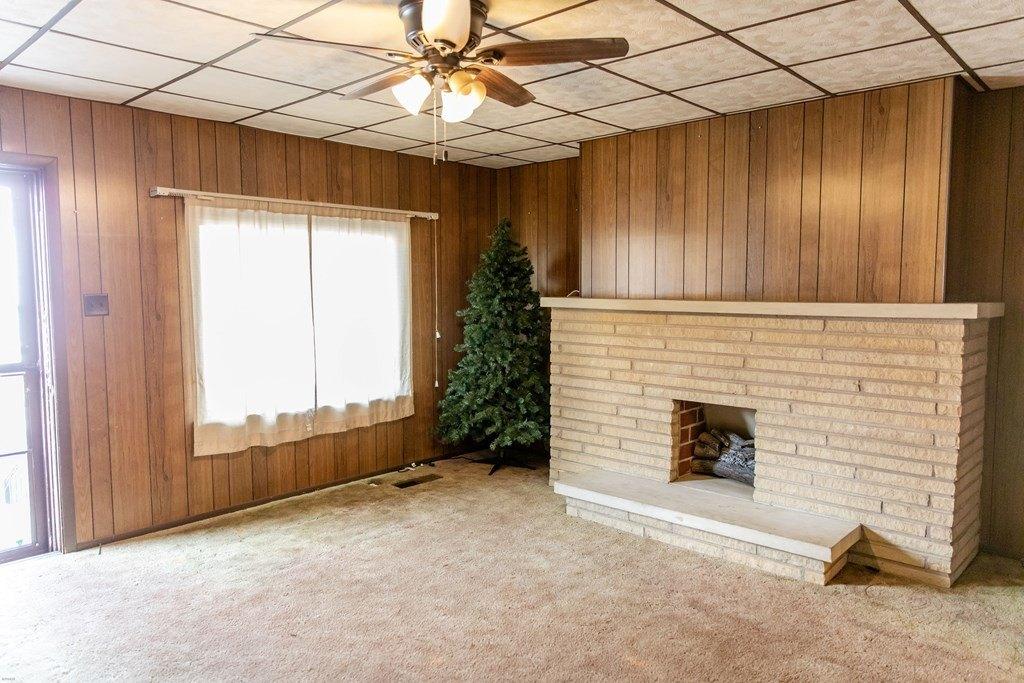 Wood St, Wheeling, WV 26003
