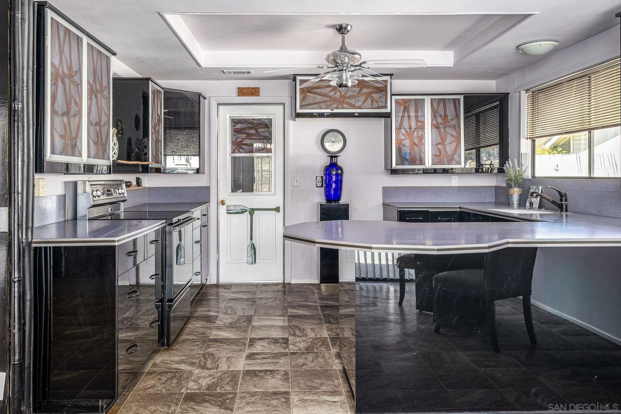 W Country Club Ln, Escondido, CA 92026