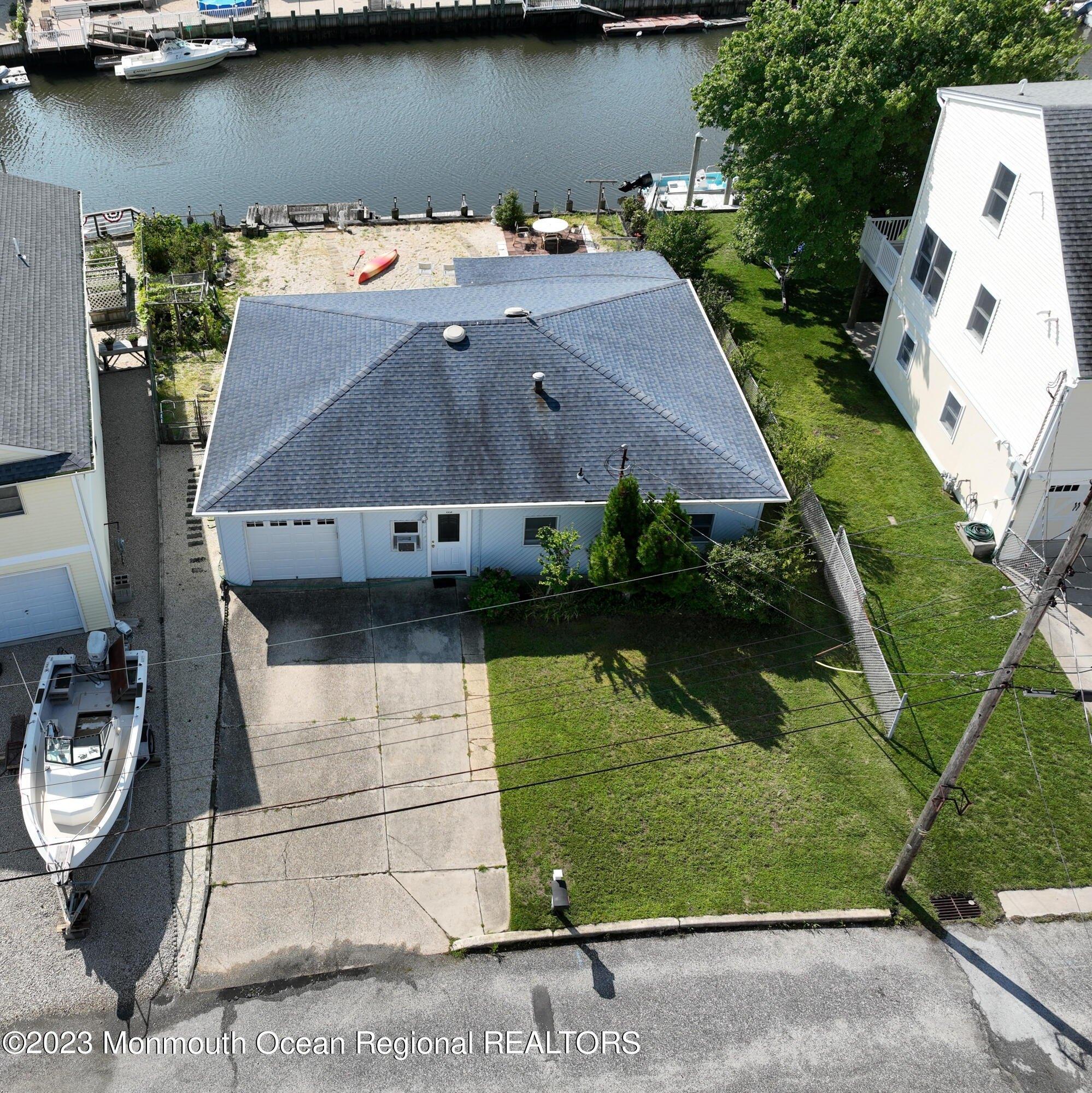 S Binnacle Dr, Little Egg Harbor Twp, NJ 08087