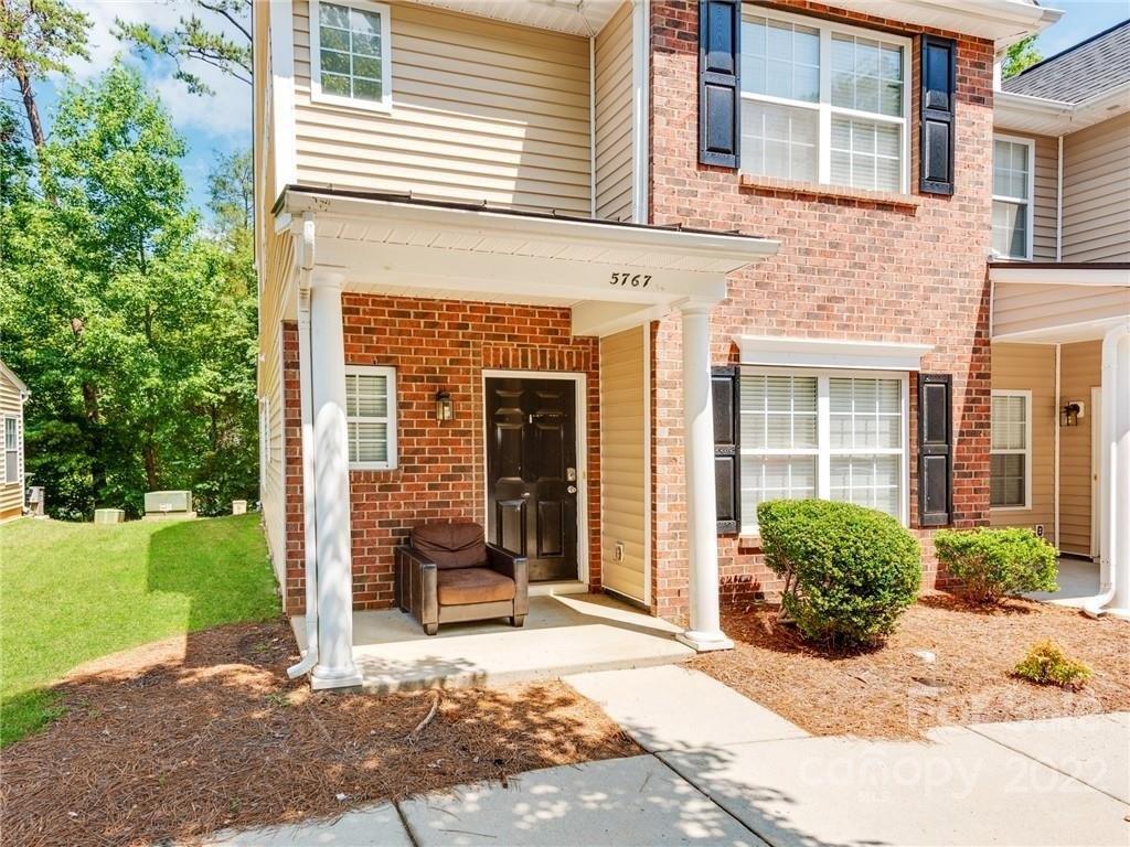 Bent Creek Cir, Charlotte, NC 28227