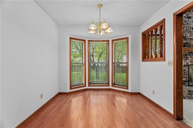 Cambridge Dr, Warrensburg, MO 64093