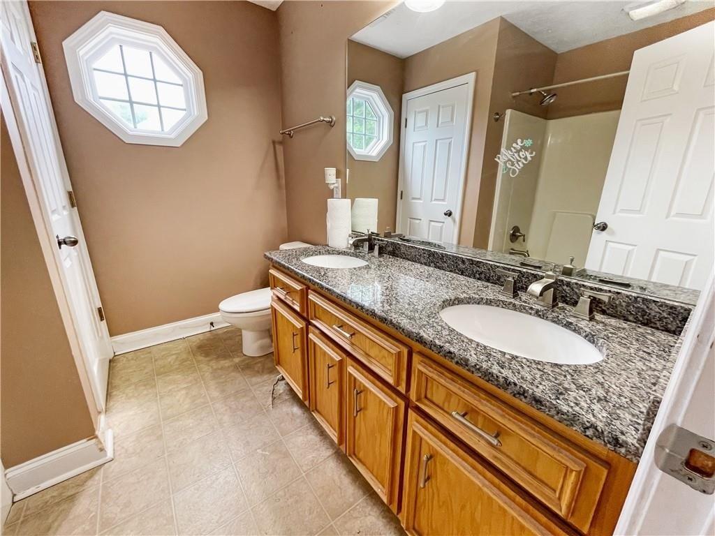 Shadowridge Ln, Phenix City, AL 36869
