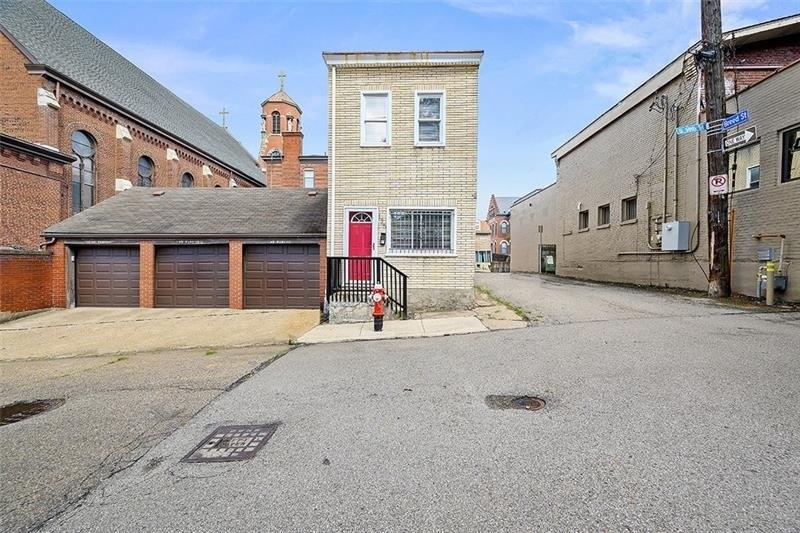 S 14th St, Pittsburgh, PA 15203