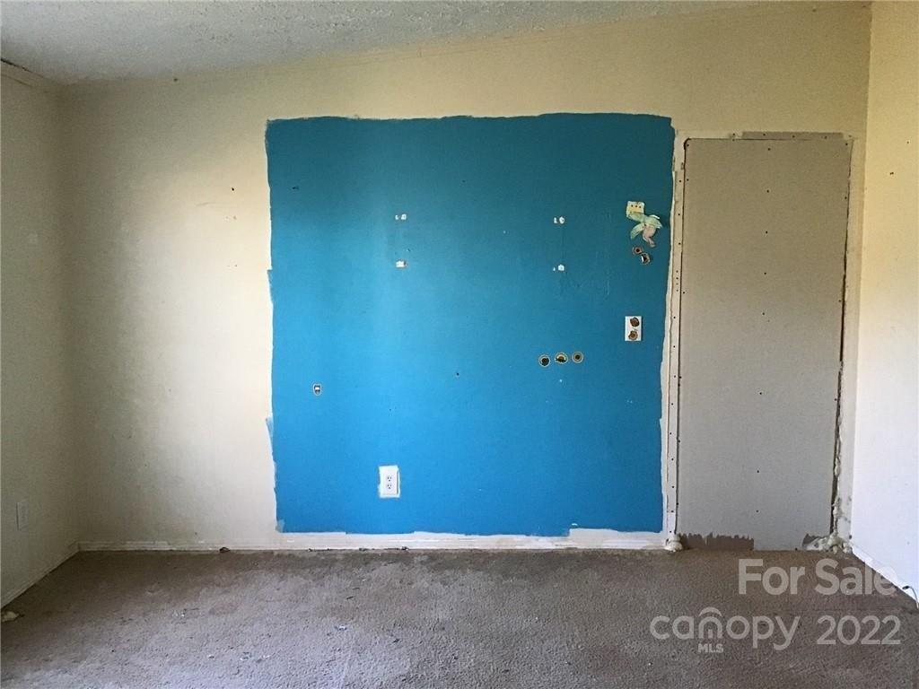 E Double Shoals Rd, Lawndale, NC 28090