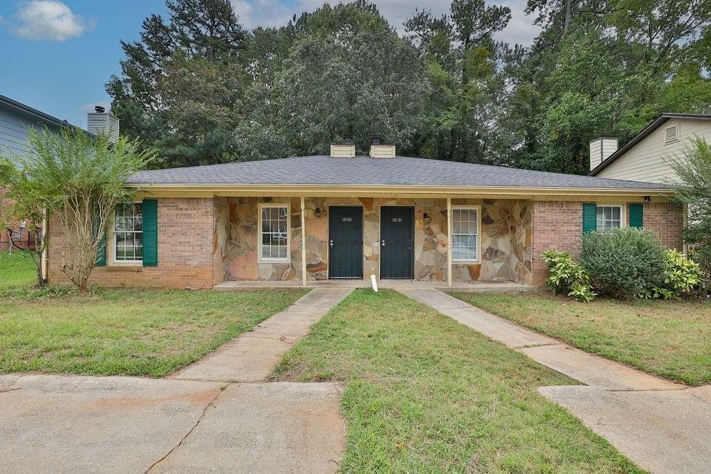 Ridgemere Ct, Stone Mountain, GA 30083