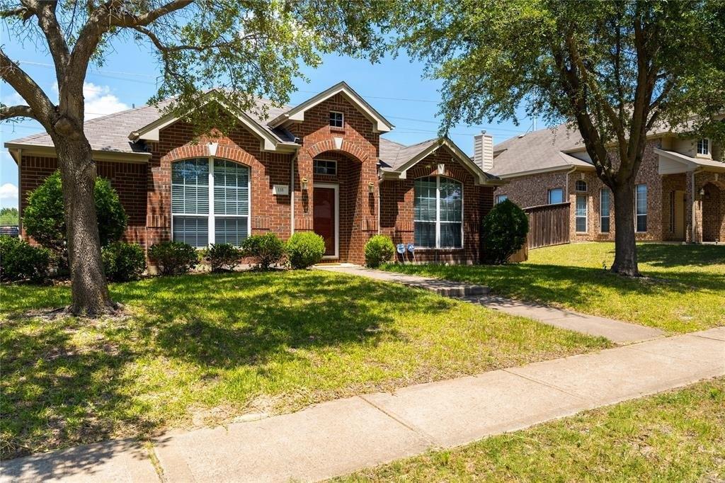 Glacier Ln, Cedar Hill, TX 75104