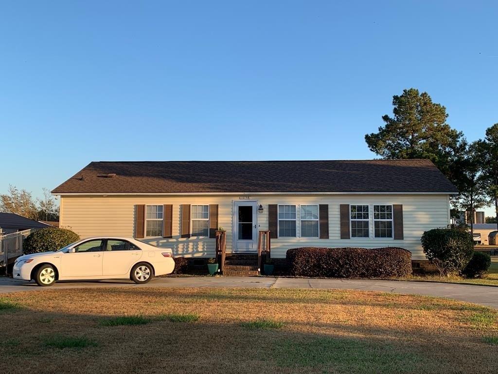 Grove St, Summerton, SC 29148