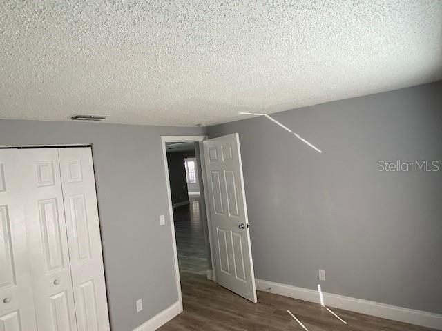 Nicole Ln, Tampa, FL 33625