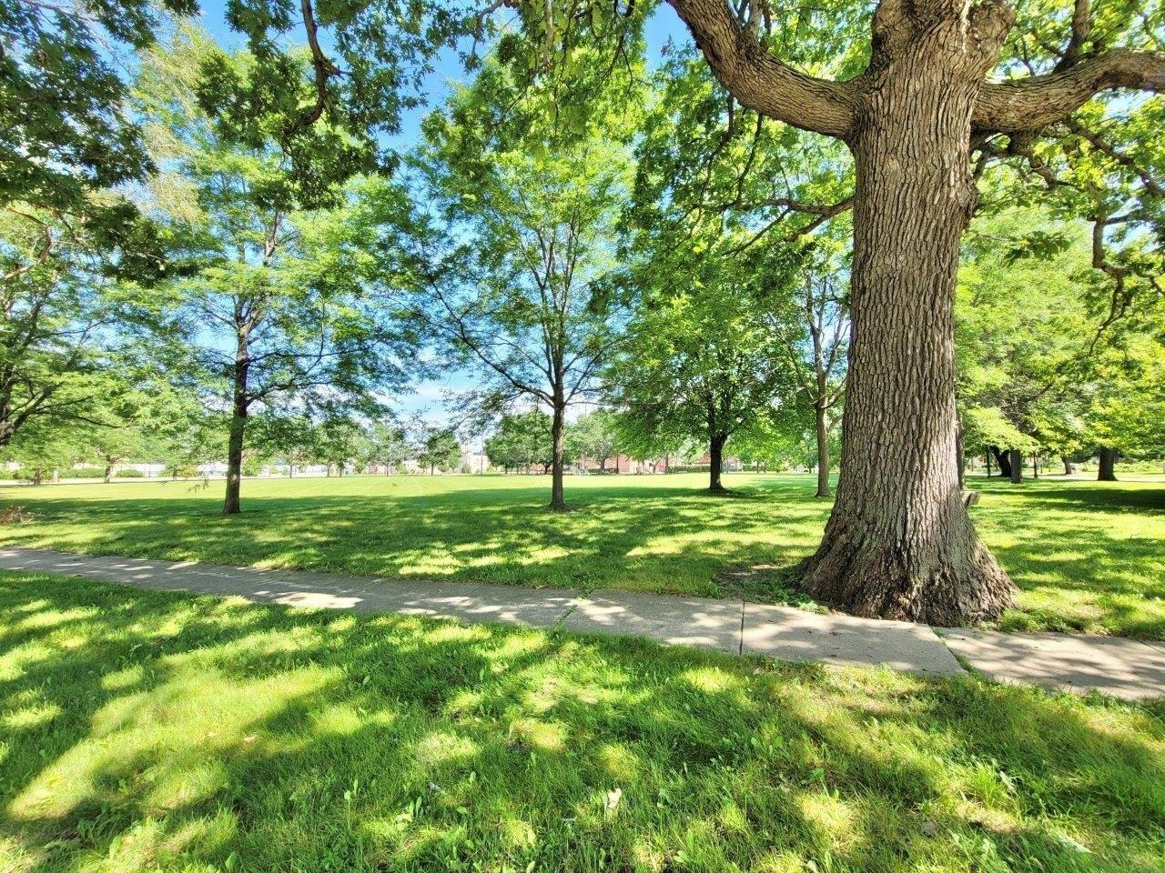S 1st St, Rockford, IL 61104