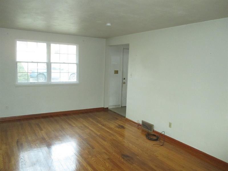 Colonial Village Dr, Pittsburgh, PA 15235
