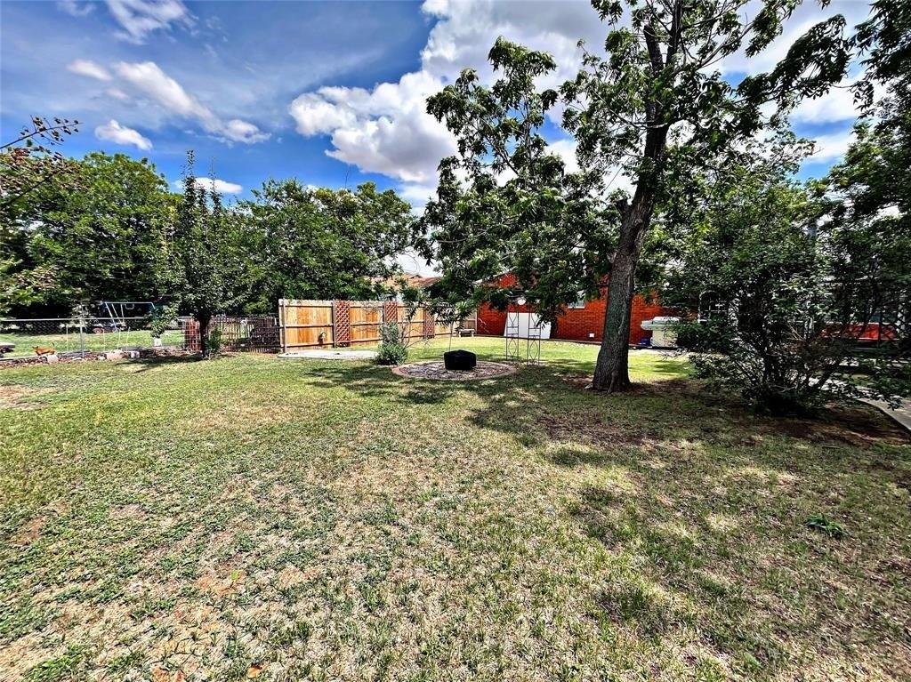 Hudson Rd, Stamford, TX 79553