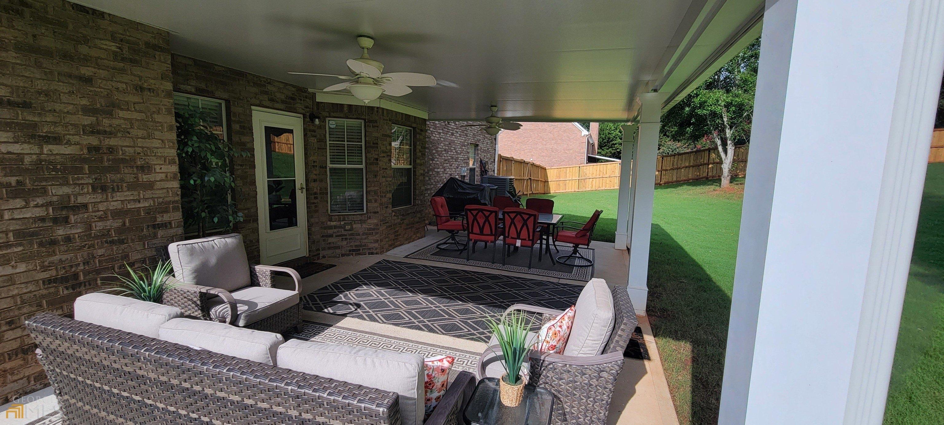 Kiara Ln, Stockbridge, GA 30281