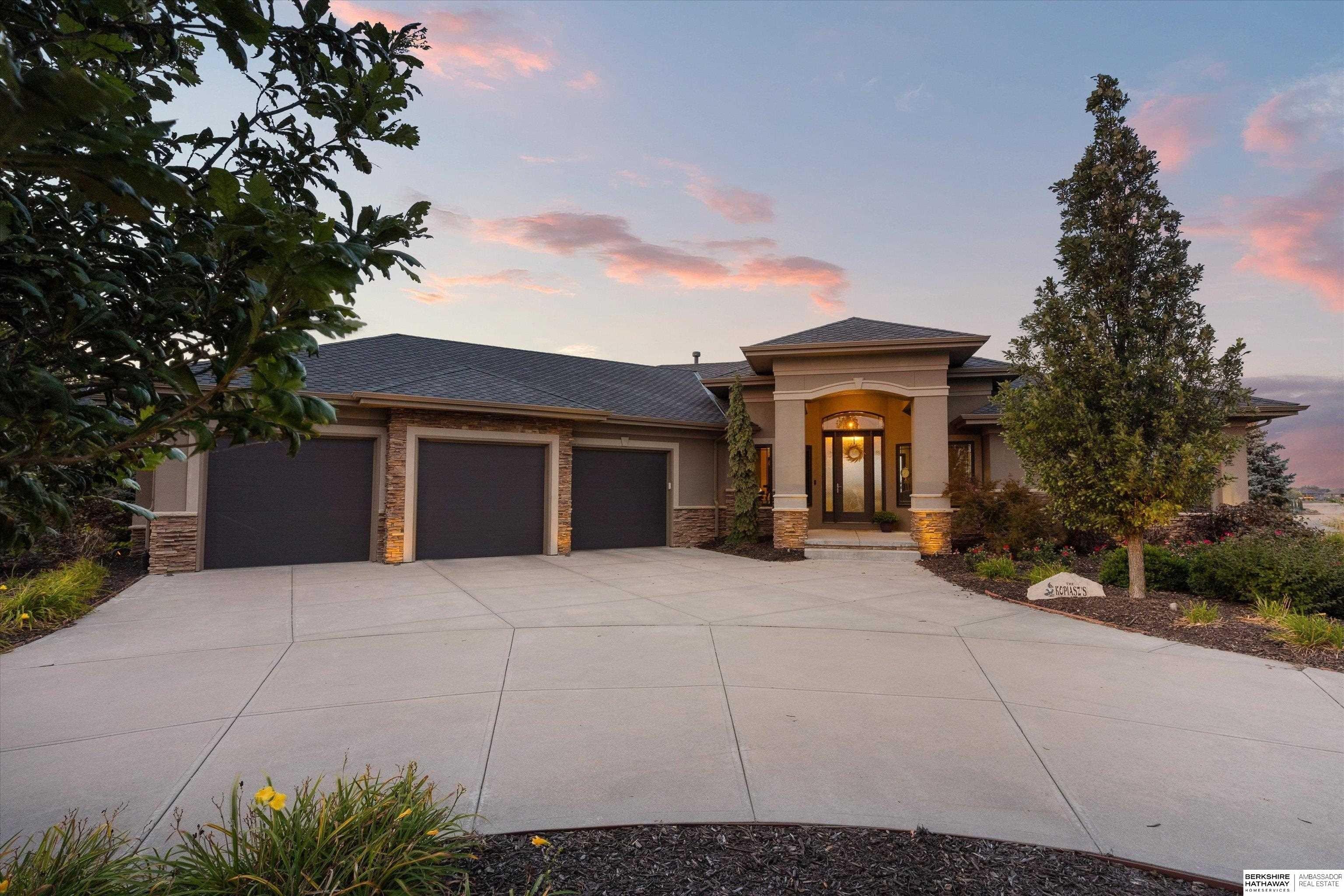 Mason St, Waterloo, NE 68069