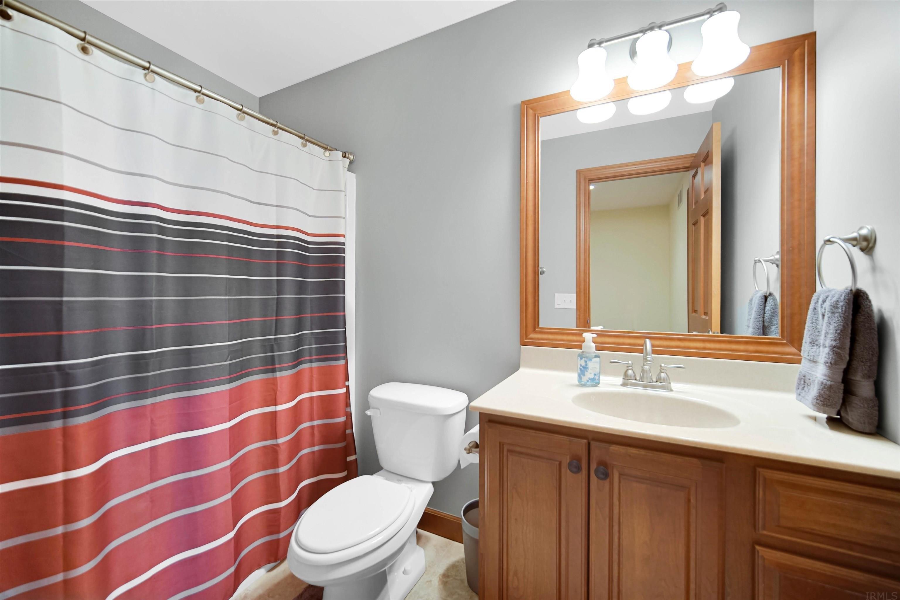 Juniper Ln, Plymouth, IN 46563