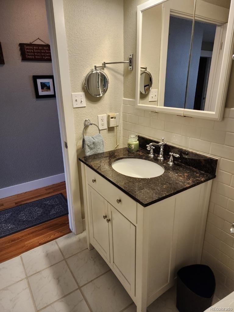 W 50th Ave, Denver, CO 80212