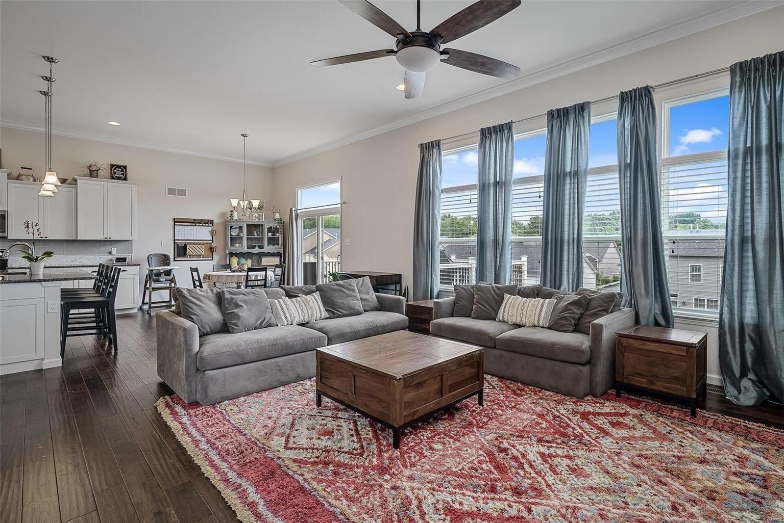 Chemin Ave, Saint Charles, MO 63301